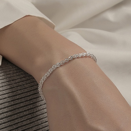Lắc tay titan, Vòng tay titan kiểu dáng đuôi phụng màu vàng trắng và vàng 18k, trangsucmoiluatuoi.RIN