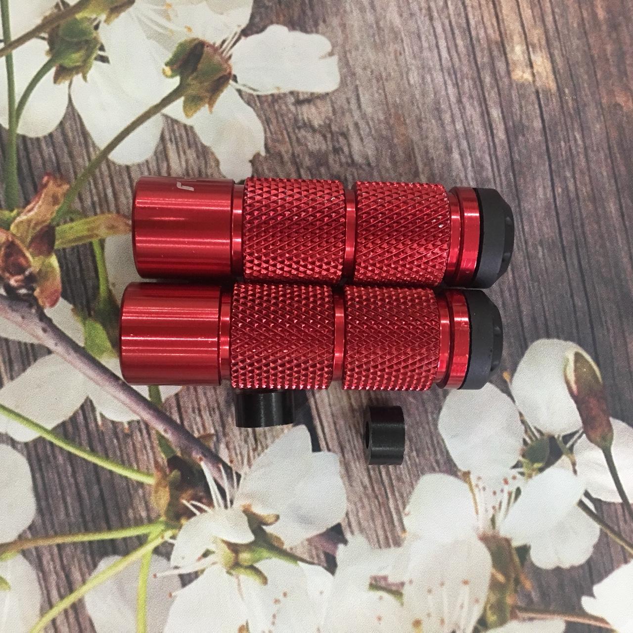 chống đổ Sau xe máy  màu đỏ  [P100]