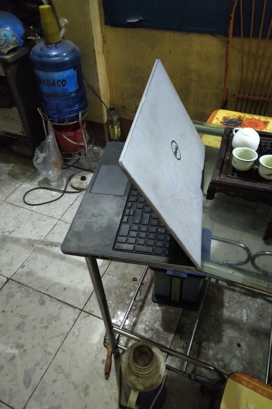 Laptop DELL 5559 I5