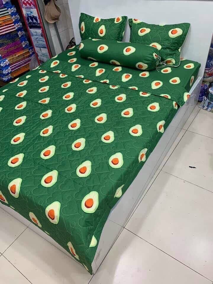 [HCM]Bộ Chăn Ga Cotton Poly  5 Món- 4 Món Họa Tiết Trái Bơ (1m6 x 2m) - ( 1 Drap + 2 Vỏ Gối Nằm + 1 Chăn Hè + 1 Vỏ Gối Ôm )