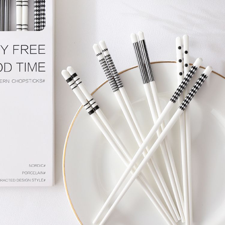 Set 5 đôi đũa gốm sứ chống trượt nhật bản, đũa ăn cơm màu trắng sang trọng chống mốc