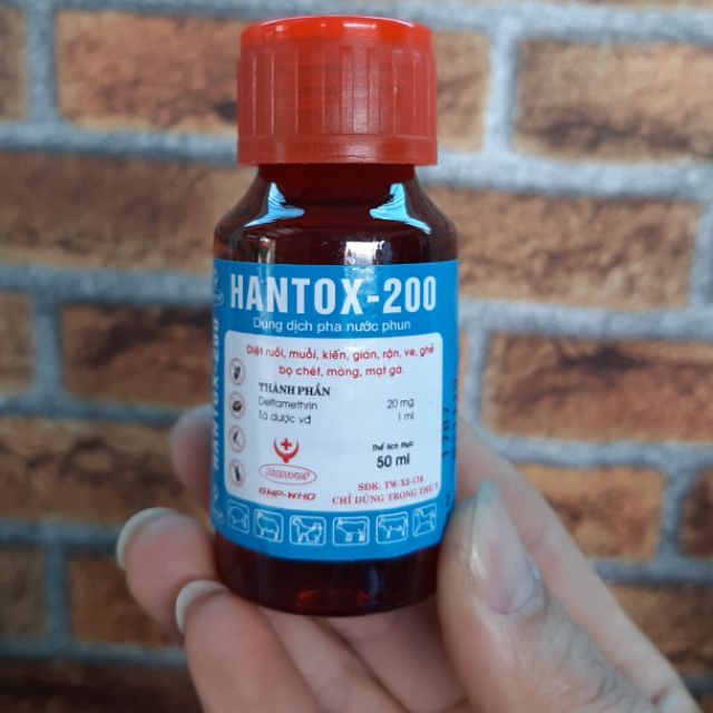 Dung dịch pha phun diệt kiến, dán, ve ghẻ, bọ chét, mòng mạt gà - Hantox 200 lọ 50ml