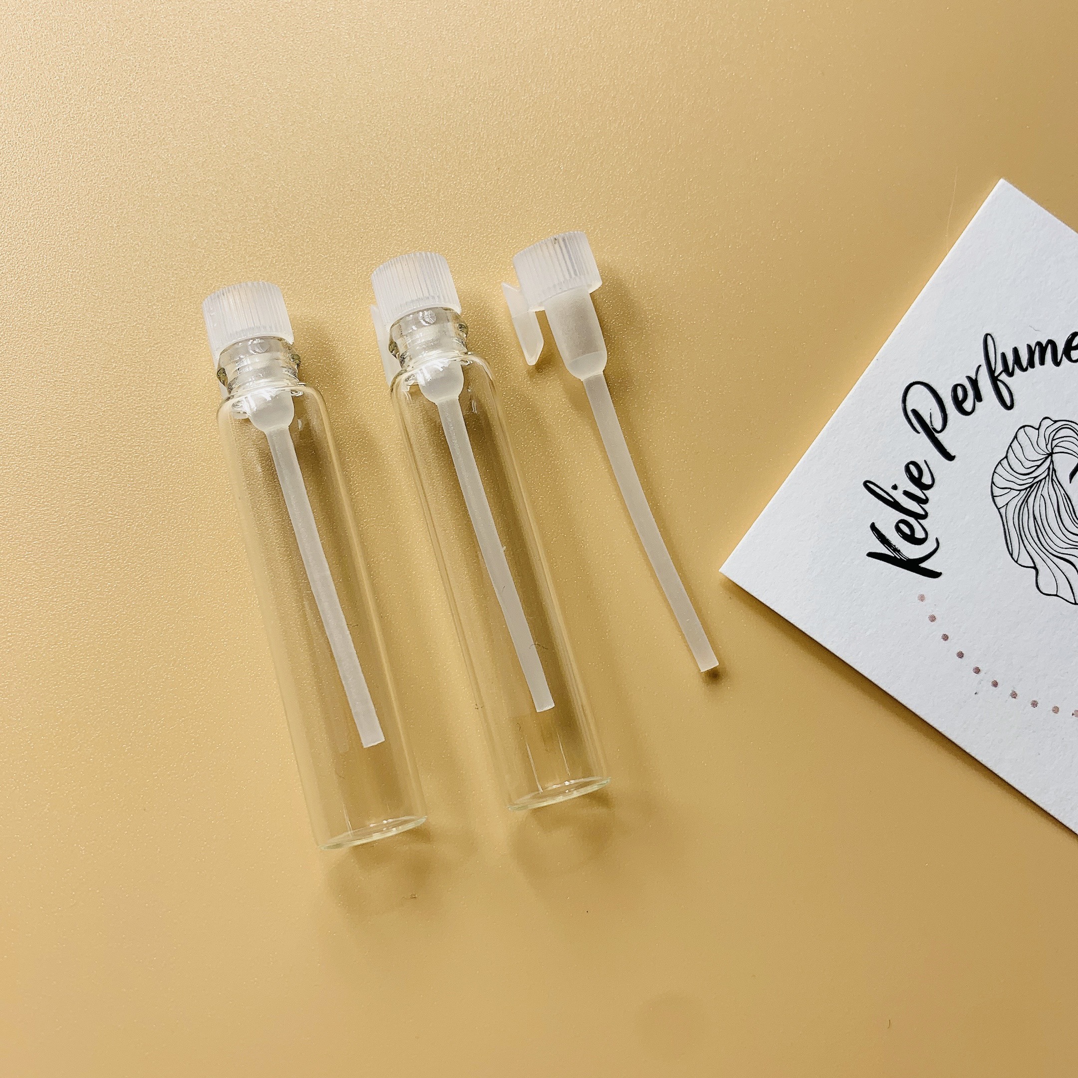Combo 10 Chai Chiết Nước Hoa Thủy Tinh trong suốt 1ml, 2ml, 3ml dạng chấm.