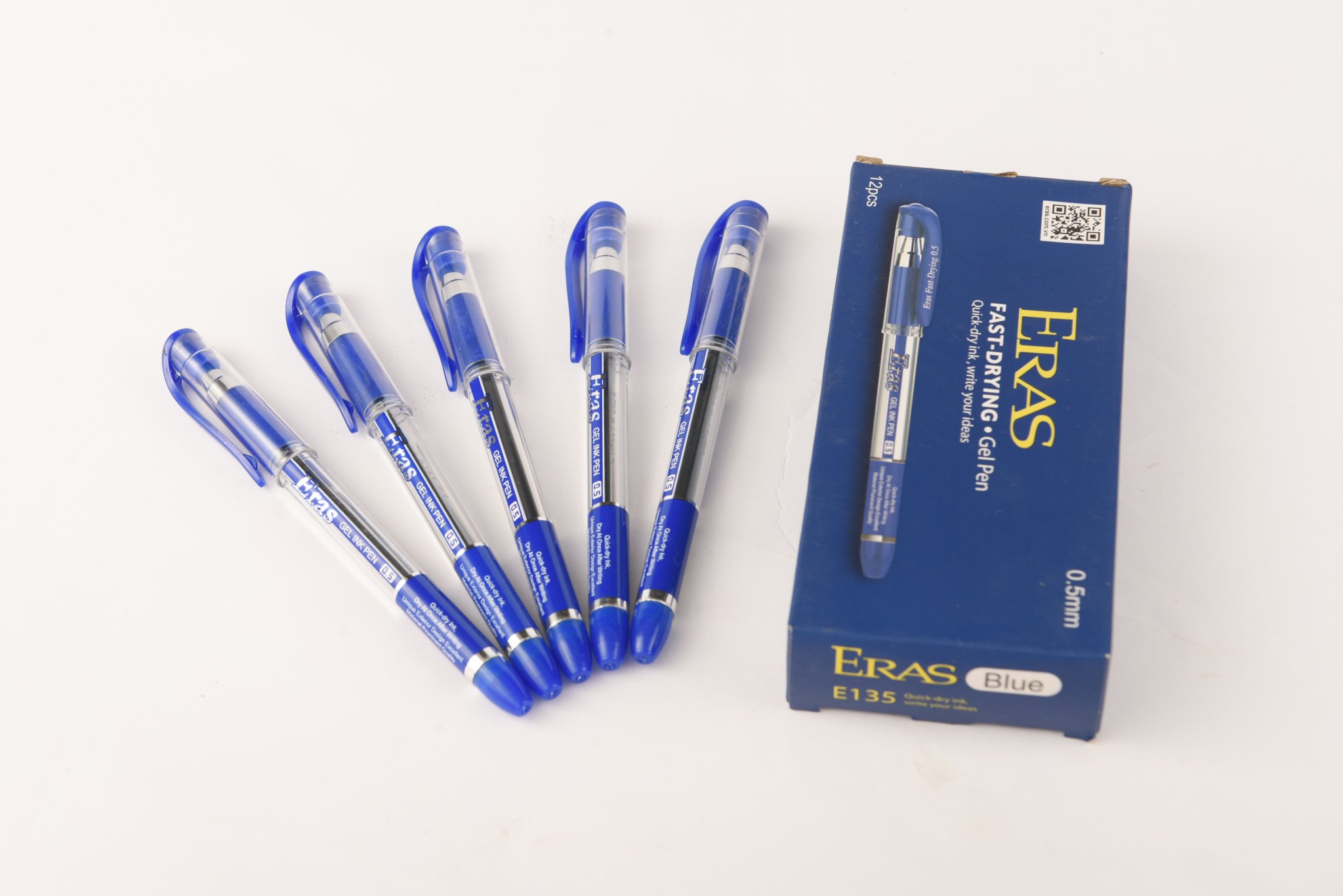 Bút Gel 0.5mm (Xanh/Đen) ERAS E135