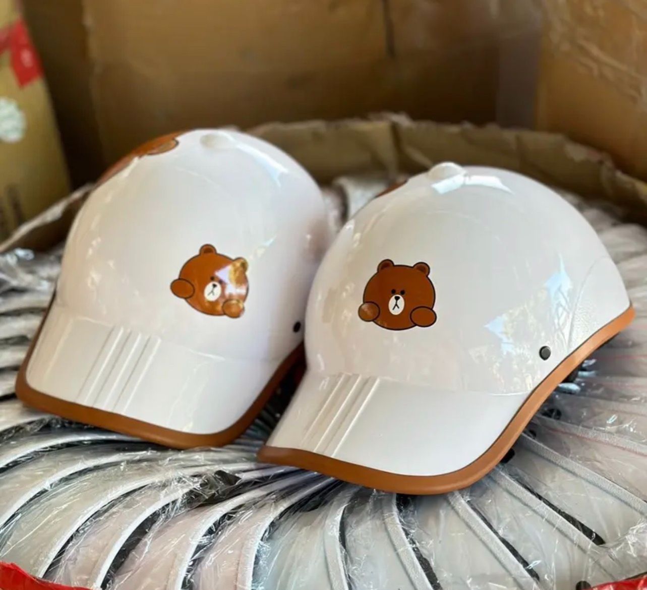 nón kết in hình gấu panda có lỗ cột tóc