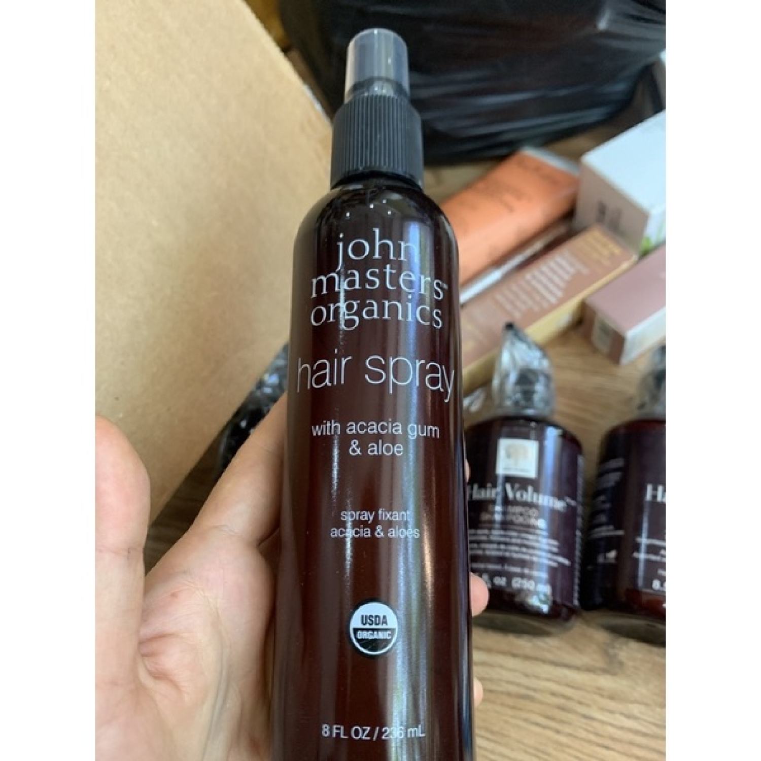 John masters organics Xịt Dưỡng Tóc Lô Hội 236ml