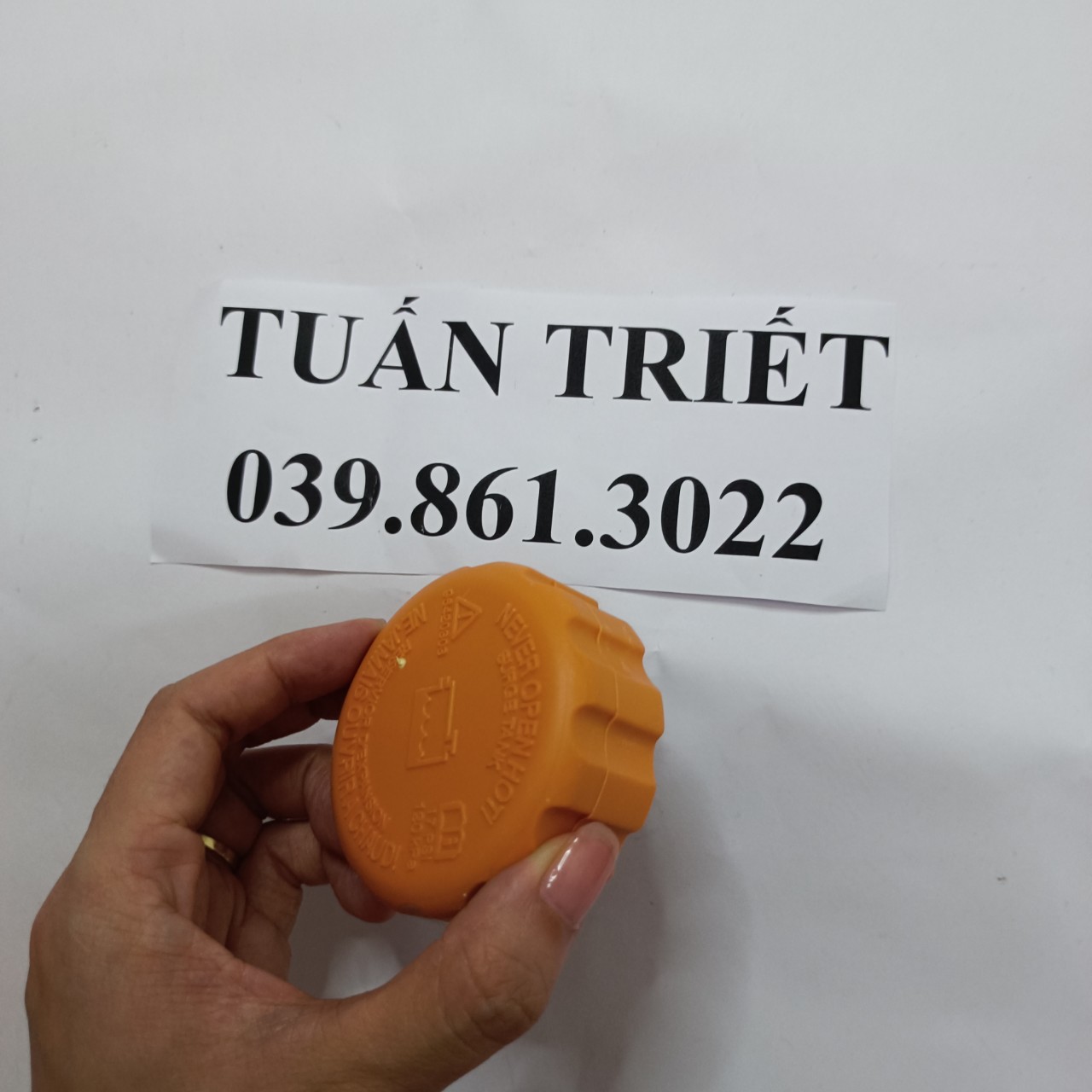 Nắp bình nước phụ Matiz 2 - Phụ tùng Tuấn Triết