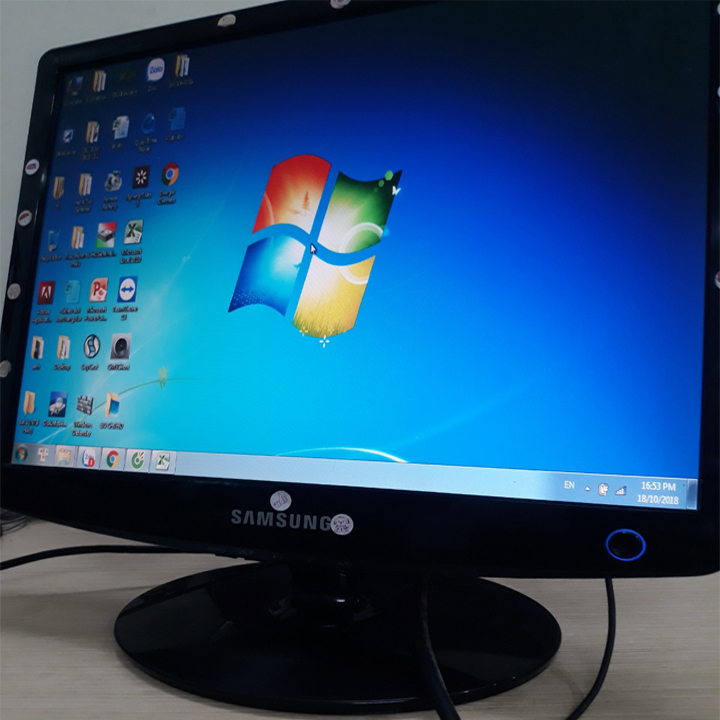 Màn hình 17in hiệu samsung thanh lý văn phòng