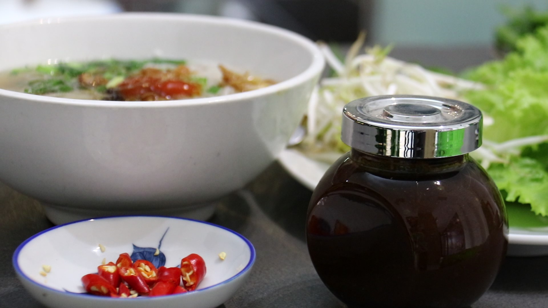 Tương đen ăn kèm phở khô Gia Lai