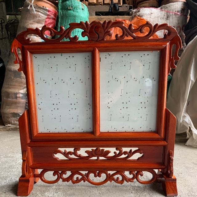 khung ảnh thờ đôi gỗ hương (kích thước một ảnh 25 x 35 cm)