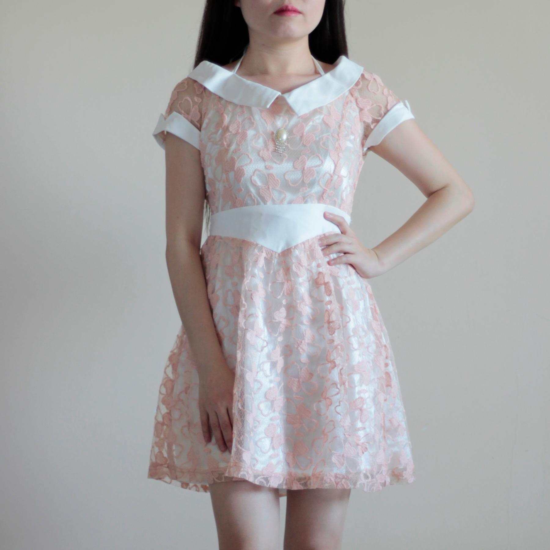 Đầm ren xòe đẹp