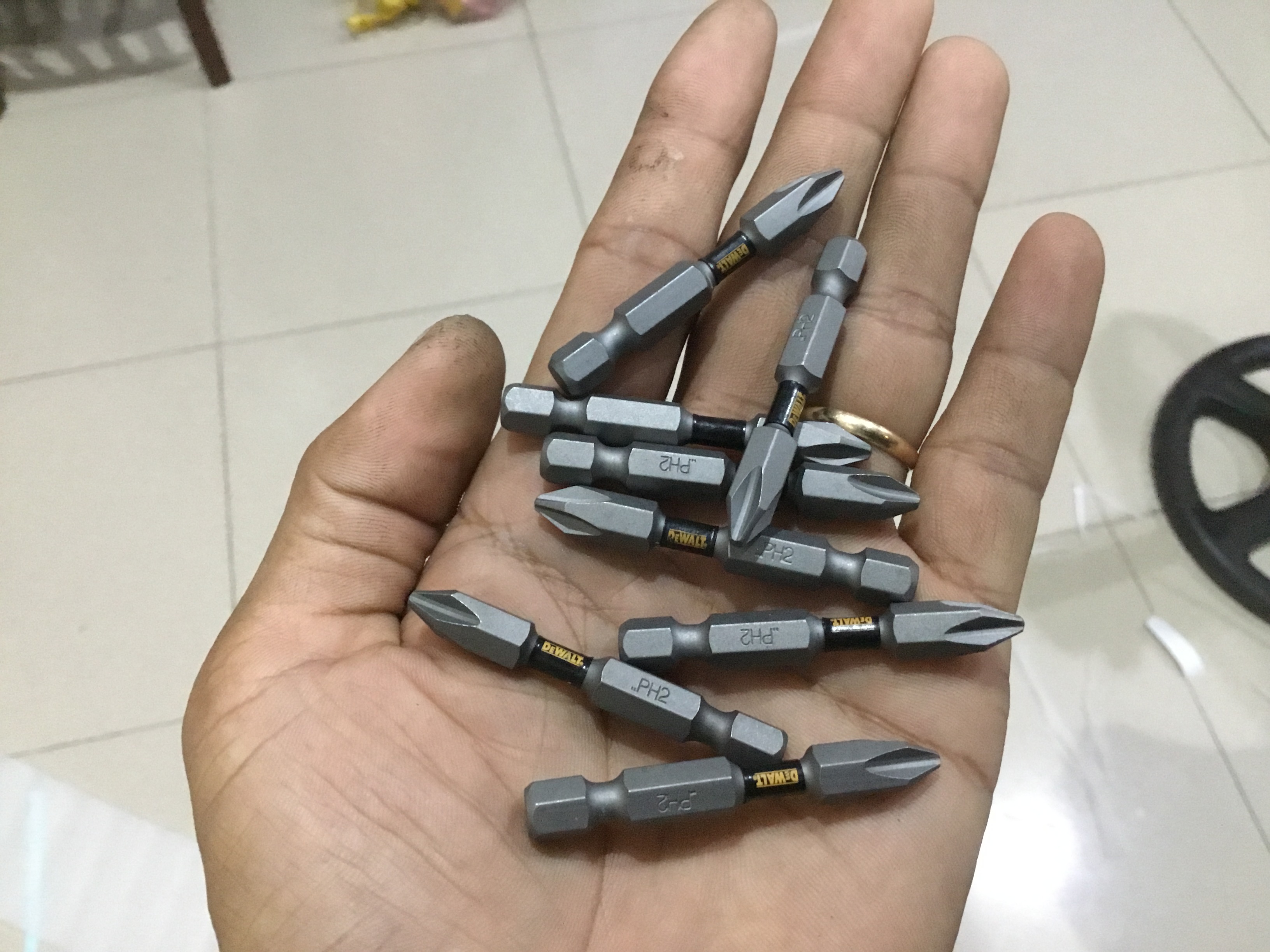 [HCM]Mũi Vít DeWalt Tem Đen Ph2 52mm