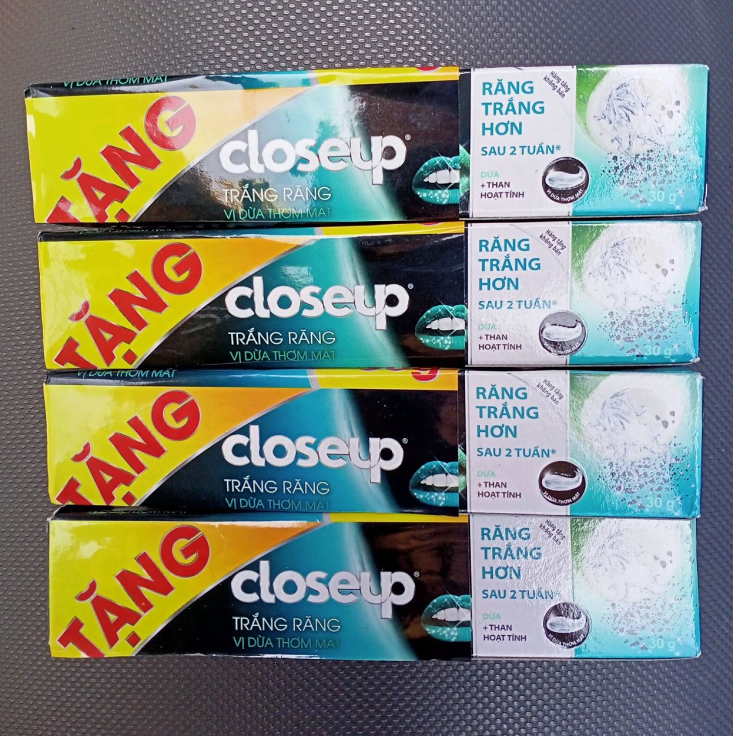 ( Mini 30g/tuýp ) 5 tuýp Kem đánh răng closeup 30g