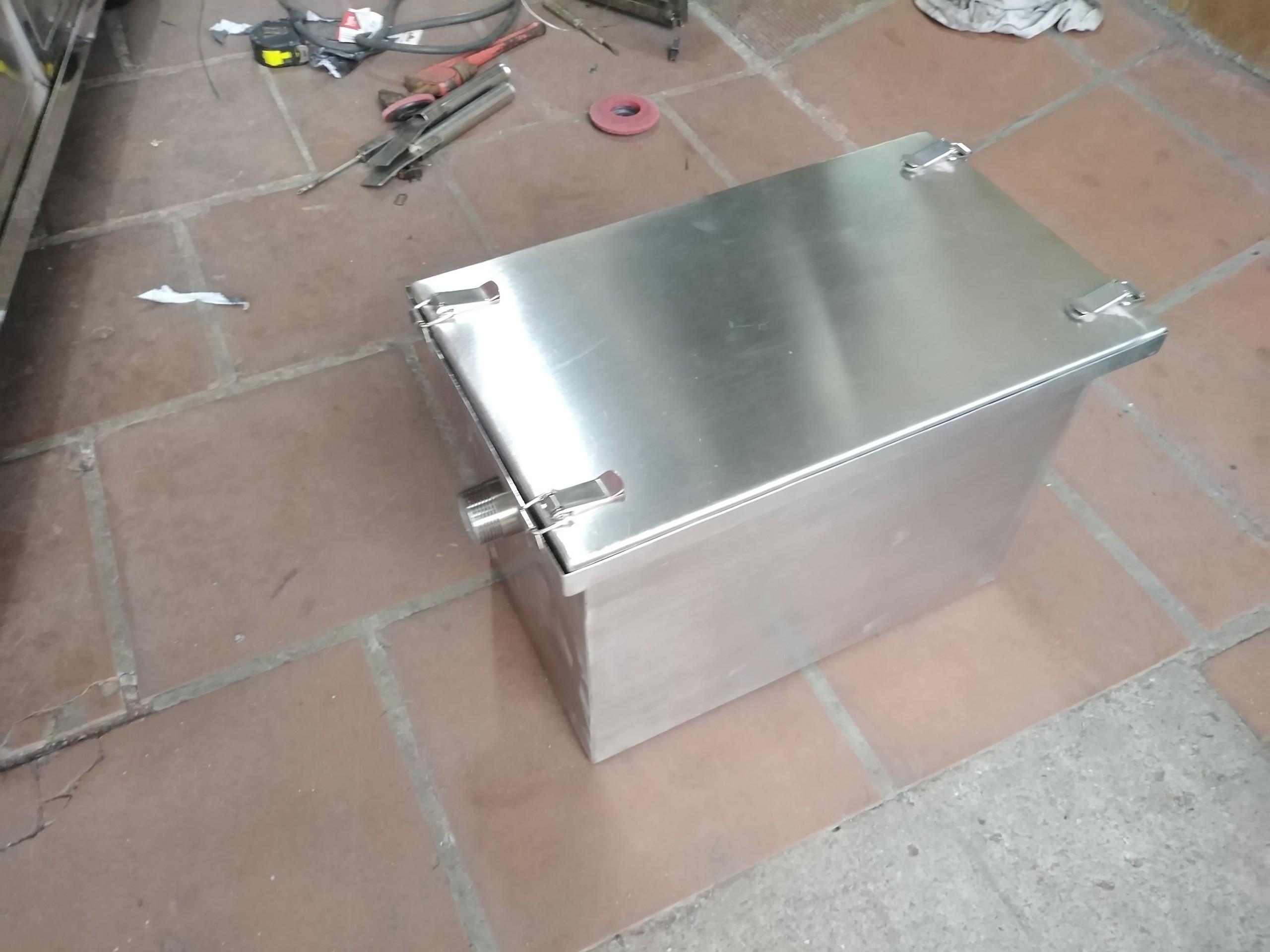 Bể tách mỡ 20 lít
