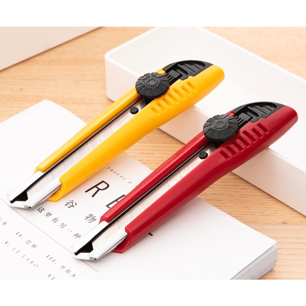 (1 Cây) Dao rọc giấy to Deli WD10040