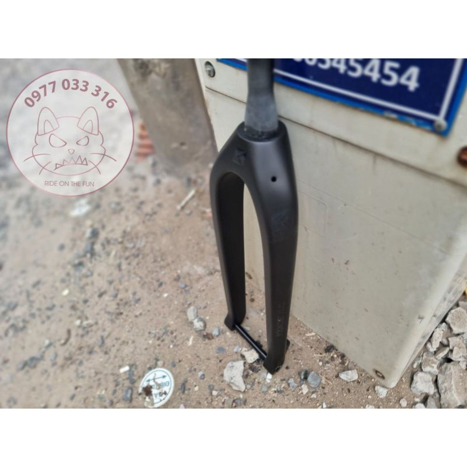 Phuộc đơ MTB carbon 29" boost