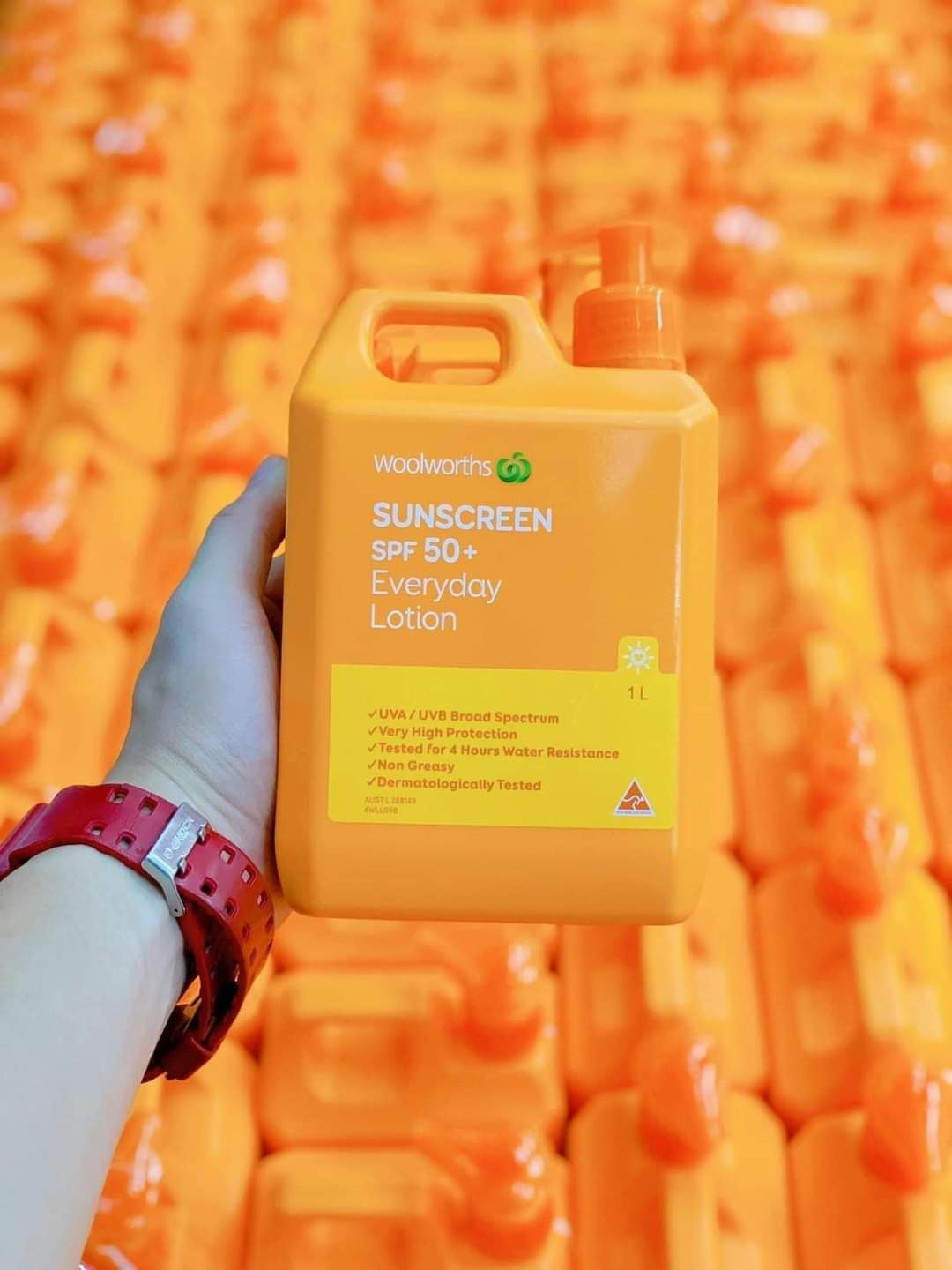 Kem Chống Nắng Woolworths SPF50+