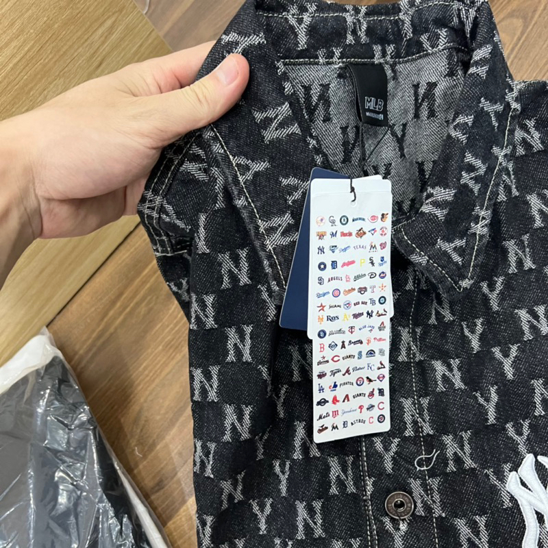 Áo Sơ Mi Jeans MLB Đen Mono