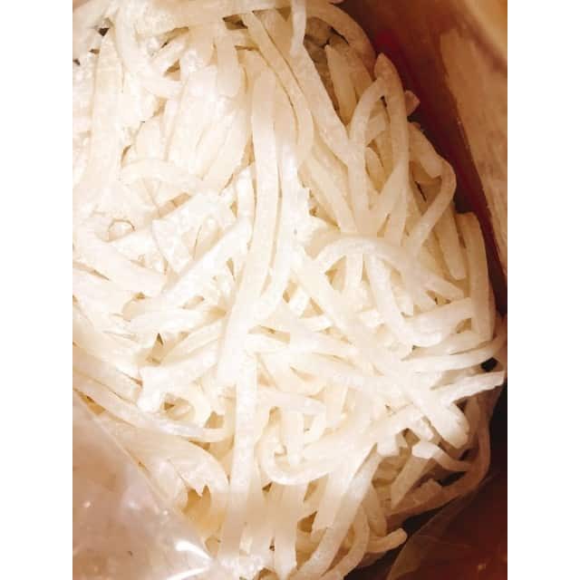 Mứt Dừa Non Dạng Sợi - Loại 1 Mới - 100G