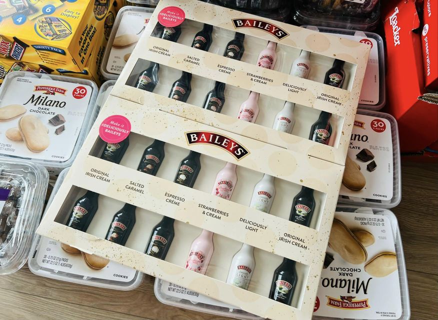 Set 12 chai rịu Baileys Mini