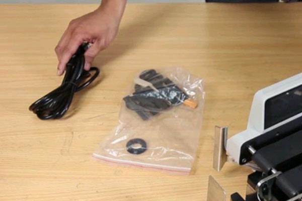 Máy đếm tiền thông minh Silicon MC-8800 (phát hiện tiền giả, kiểm tra tiền lẫn loại)