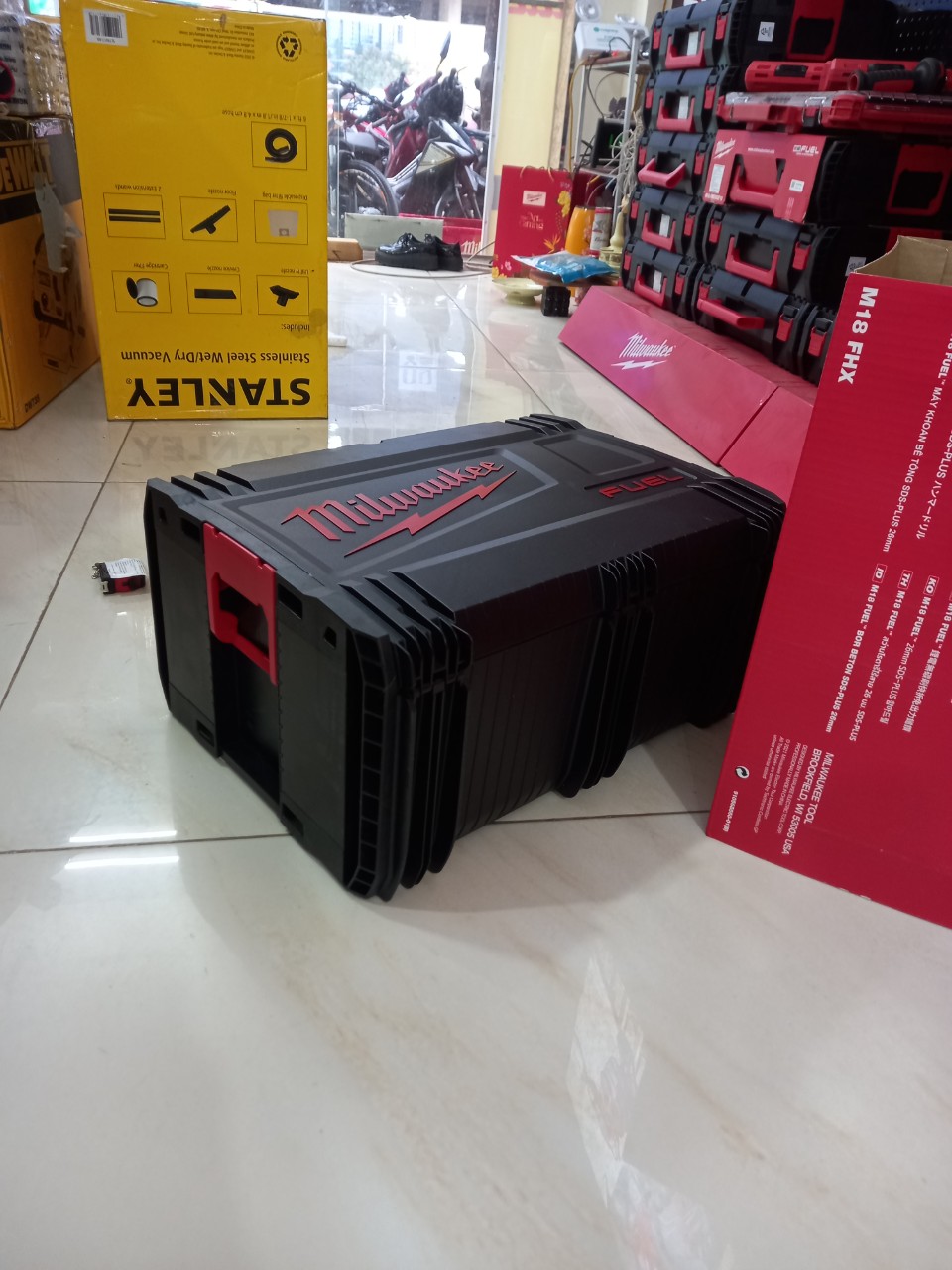 Thùng đựng máy Milwaukee chính hãng