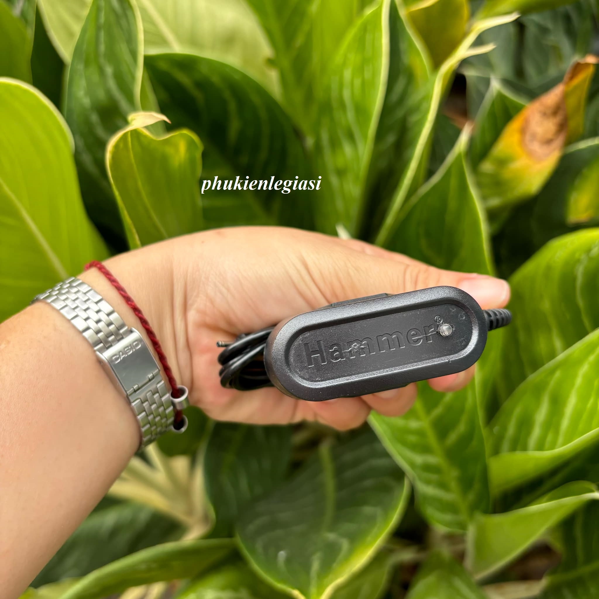 Sạc Nokia Chân Kim (Chui nhỏ)