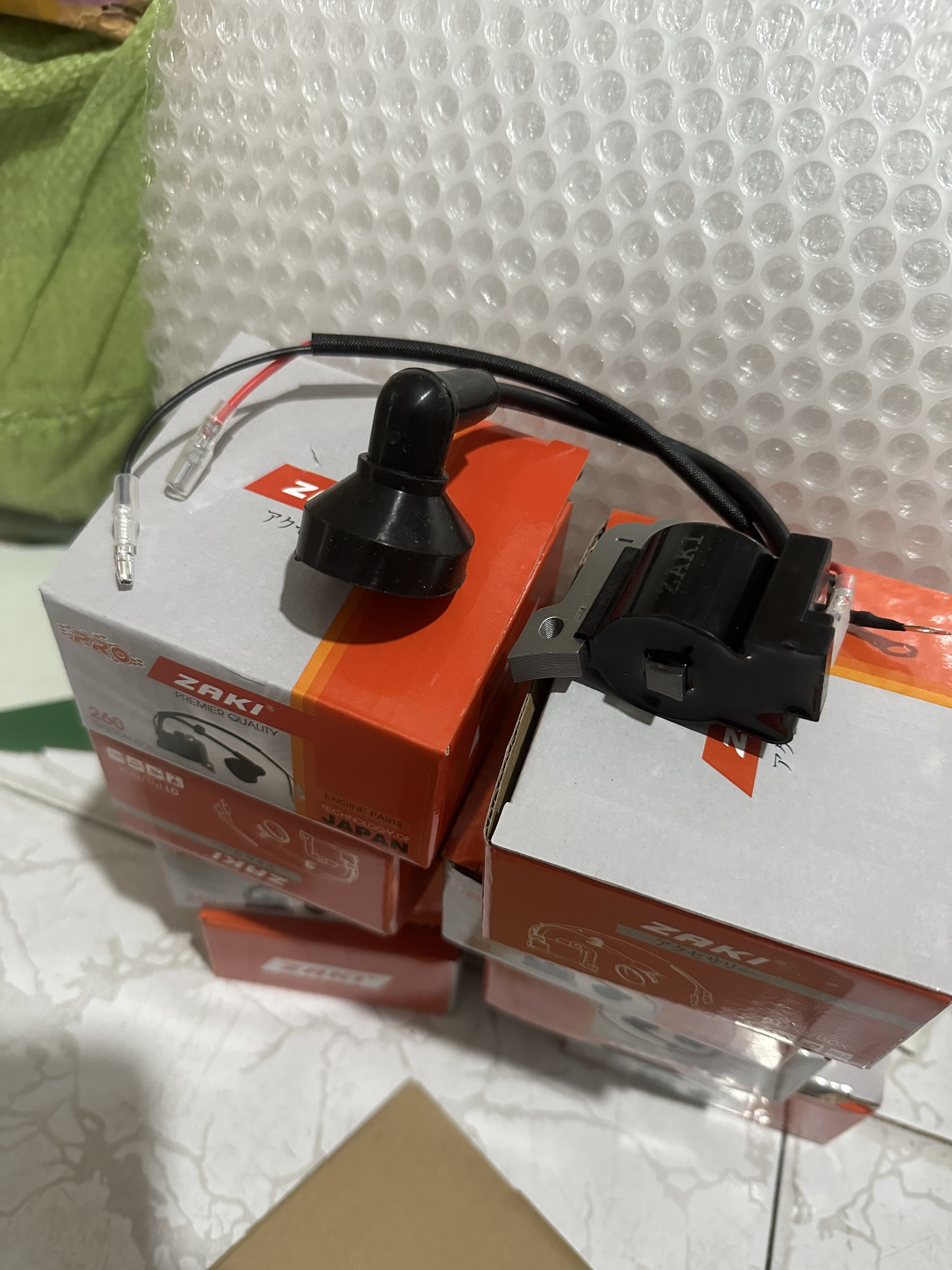 ( AIPU - TỐT) MOBIN ( IC) ĐÁNH LỬA DÙNG CHO MÁY CẮT CỎ 260. 1 CHÂN.