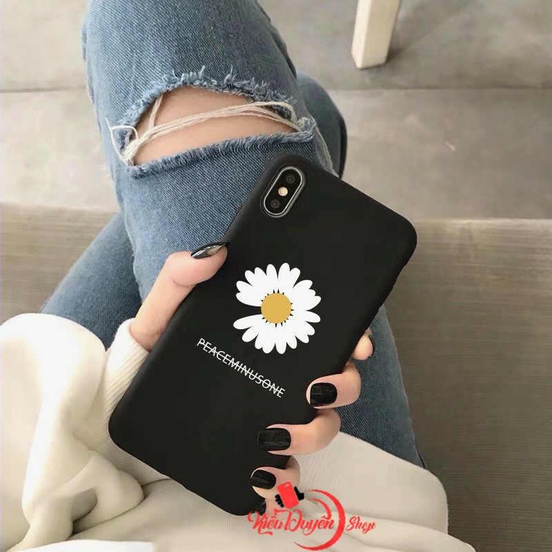Bảo vệ chiếc điện thoại Samsung yêu quý của bạn bằng những chiếc ốp lưng đầy phong cách, bền đẹp và thời trang mà chúng tôi cung cấp.