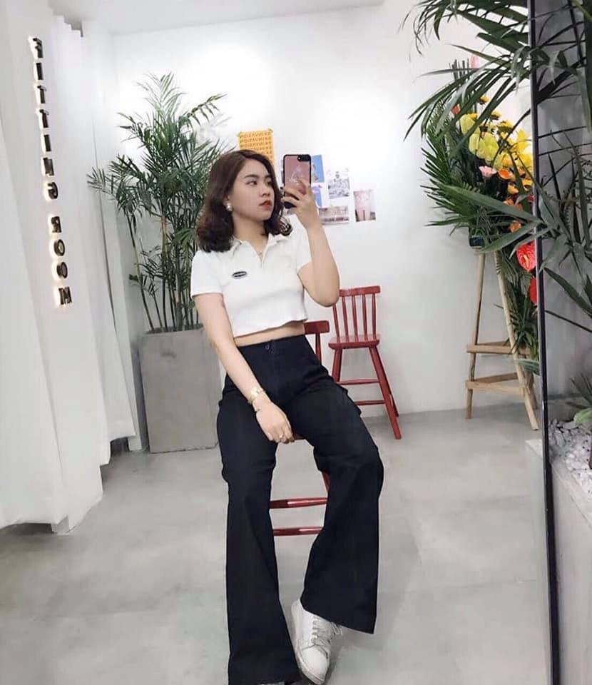 Áo thun có cổ form croptop in lo gô cd...mẫu mới siu hot tts0930