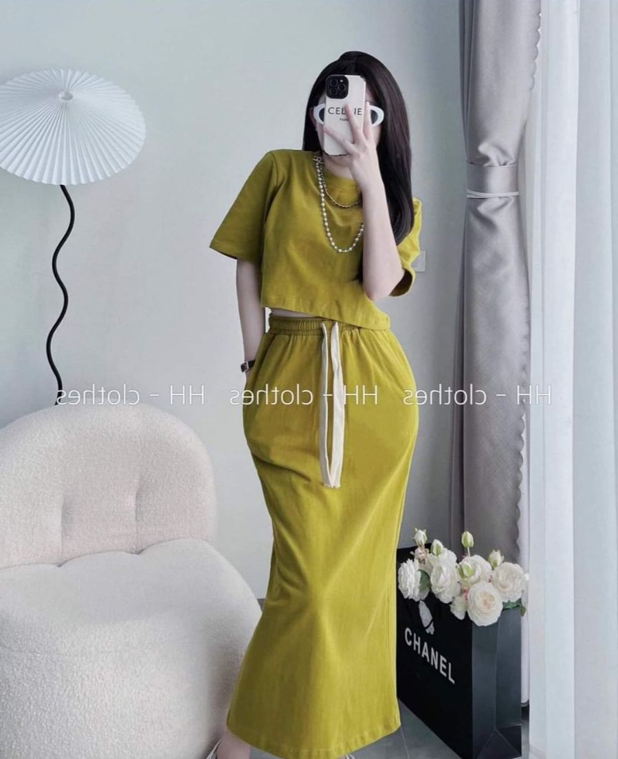 Set áo crop top chân váy conton -hàng thiết kế