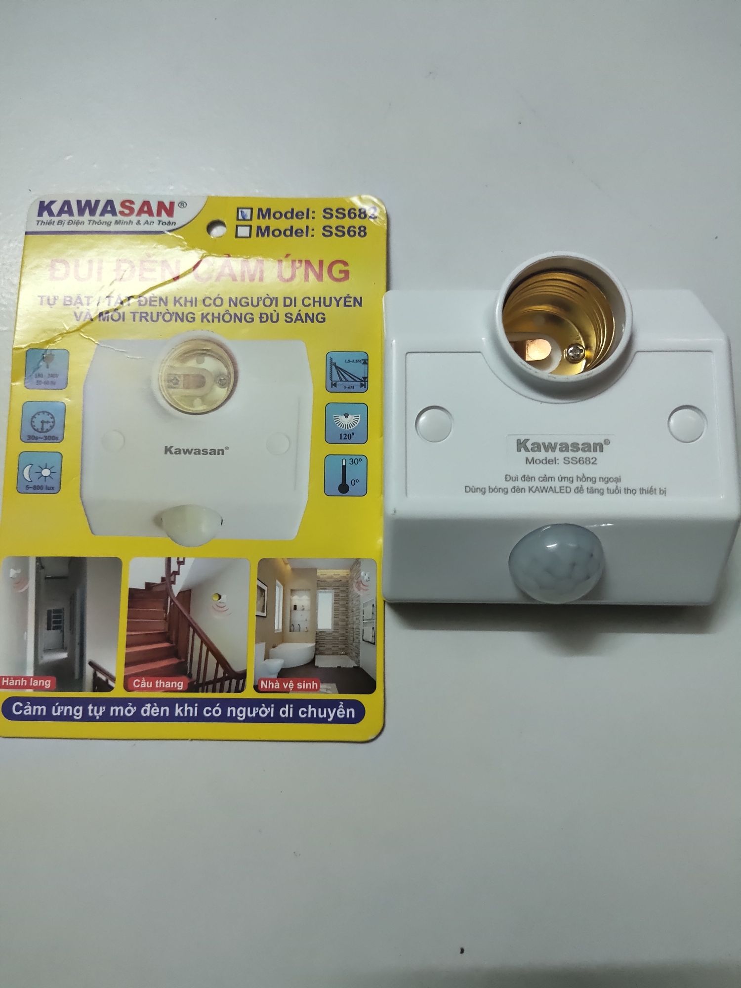 [HCM]Đui đèn cảm ứng Kawasan SS682