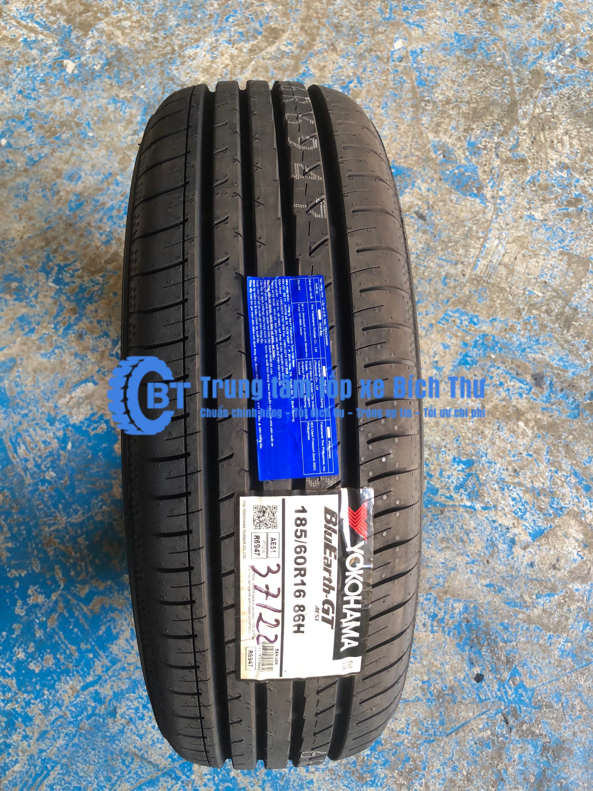 Lốp Yokohama 185/60R16 AE51