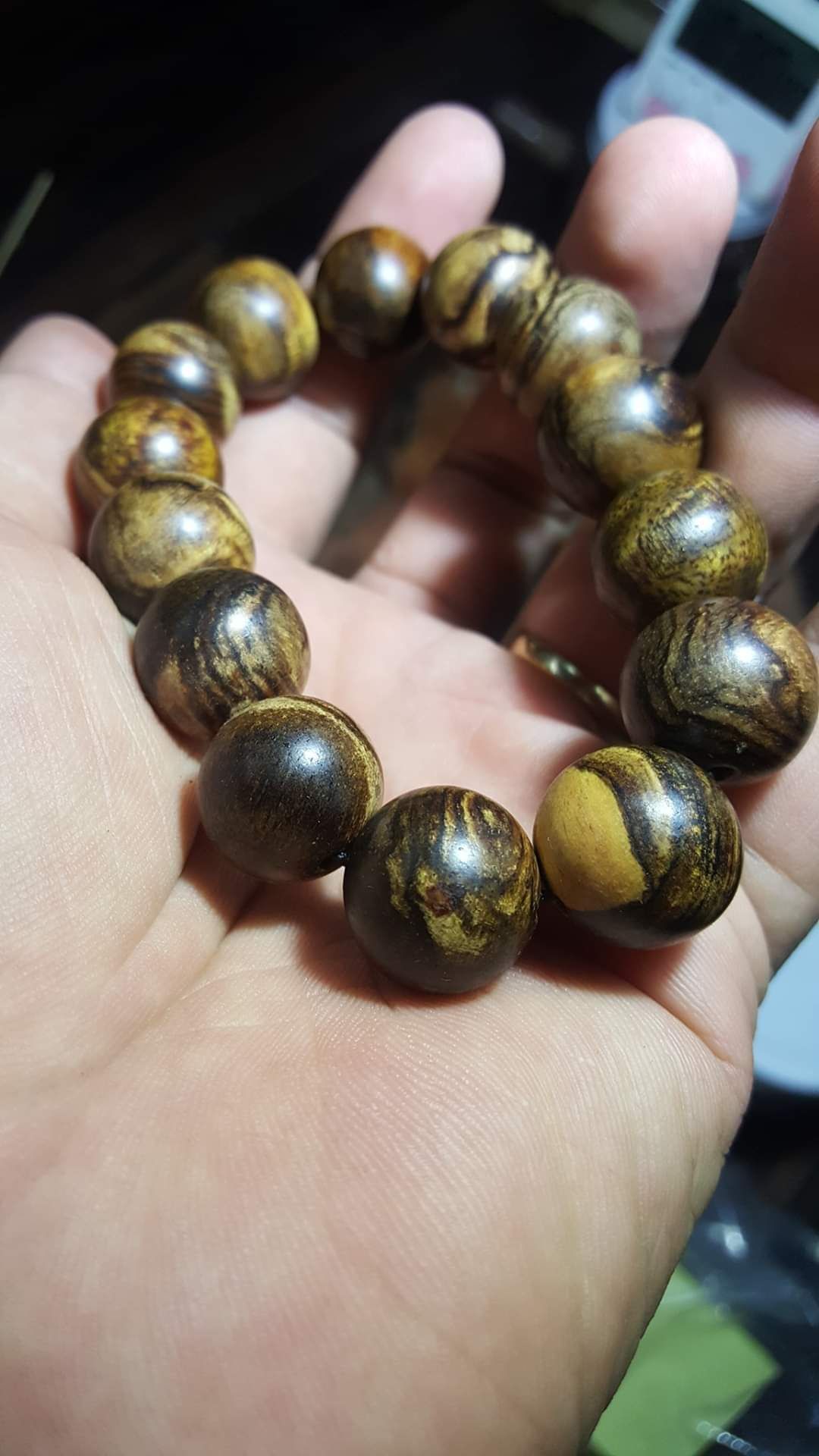 [HCM]VÒNG TRẦM HƯƠNG VIP ZEBRA INDO 16 LY