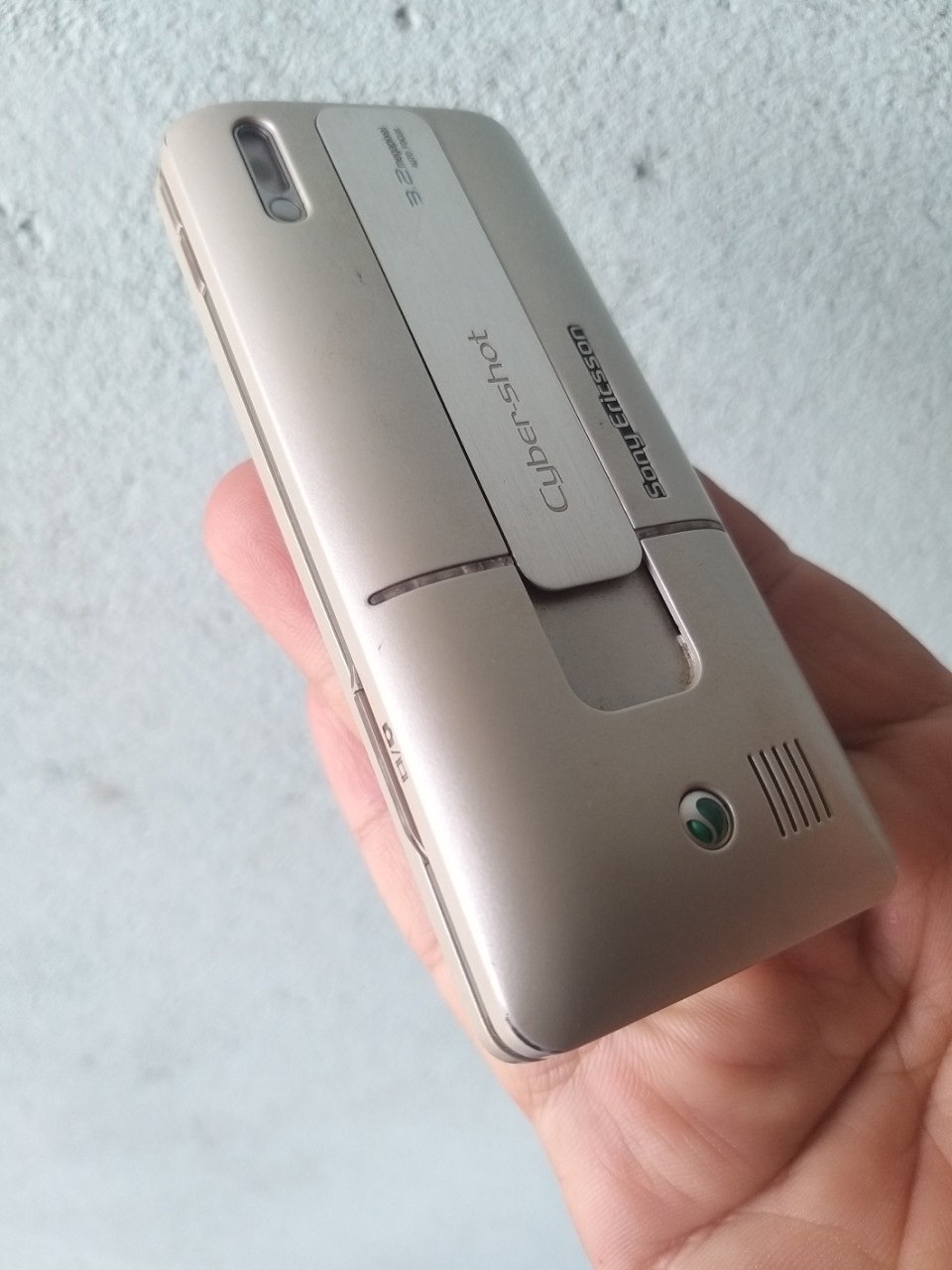Sony-Ericsson K770