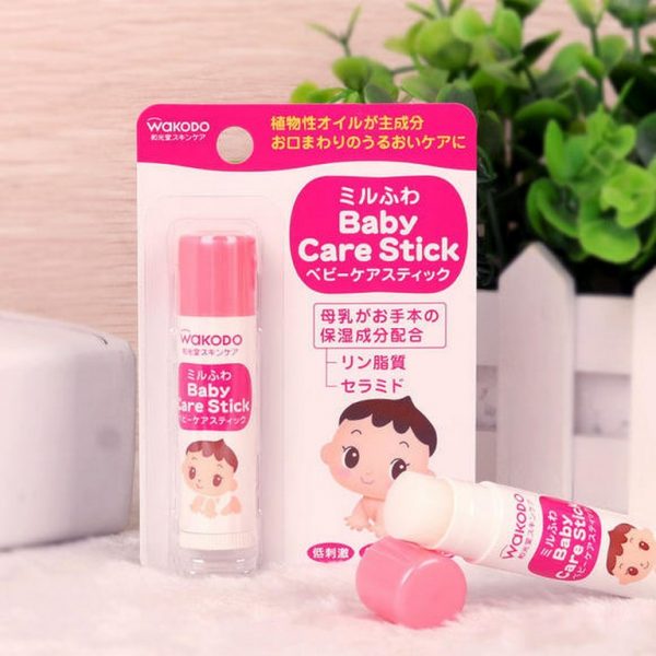 Son dưỡng môi Wakodo Nhật Bản cho bé