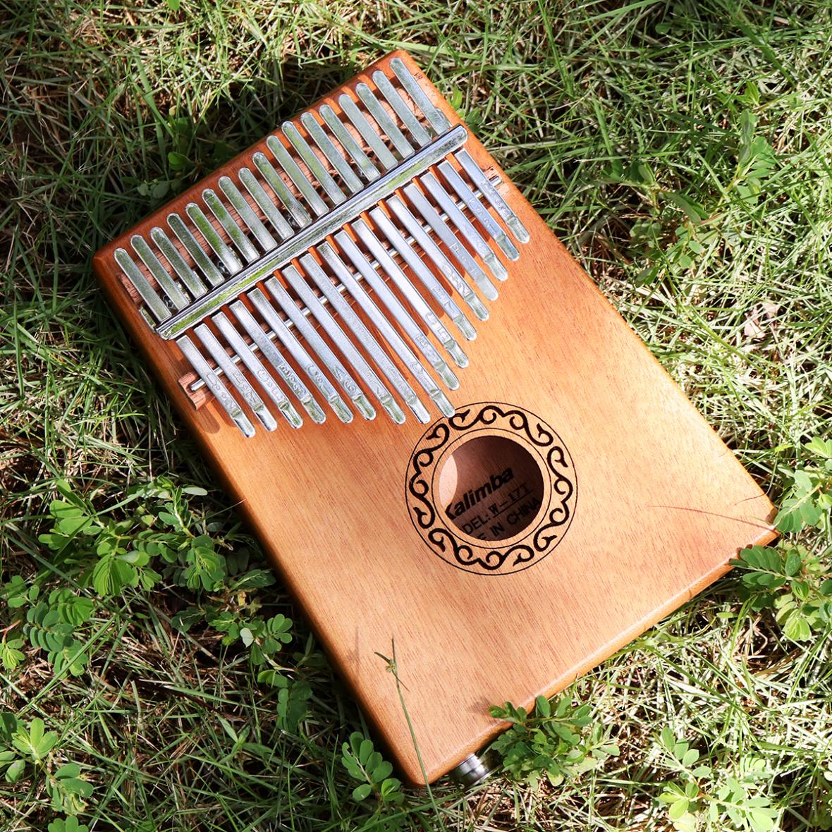SLADE 17 Key Kalimba Single Board Mahogany Thumb Piano
