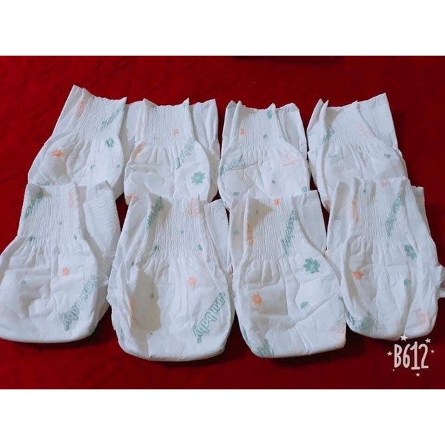 Bỉm dán Nanu 1 bịch 50 miếng đủ size