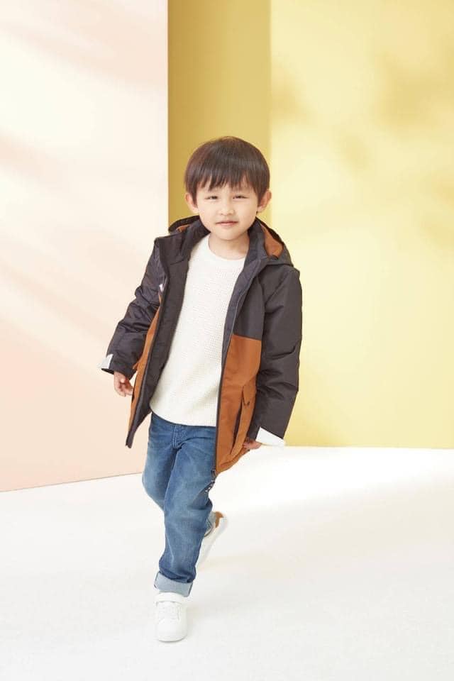 Em áo khoác xịn xò, đắt đỏ  nhà HM