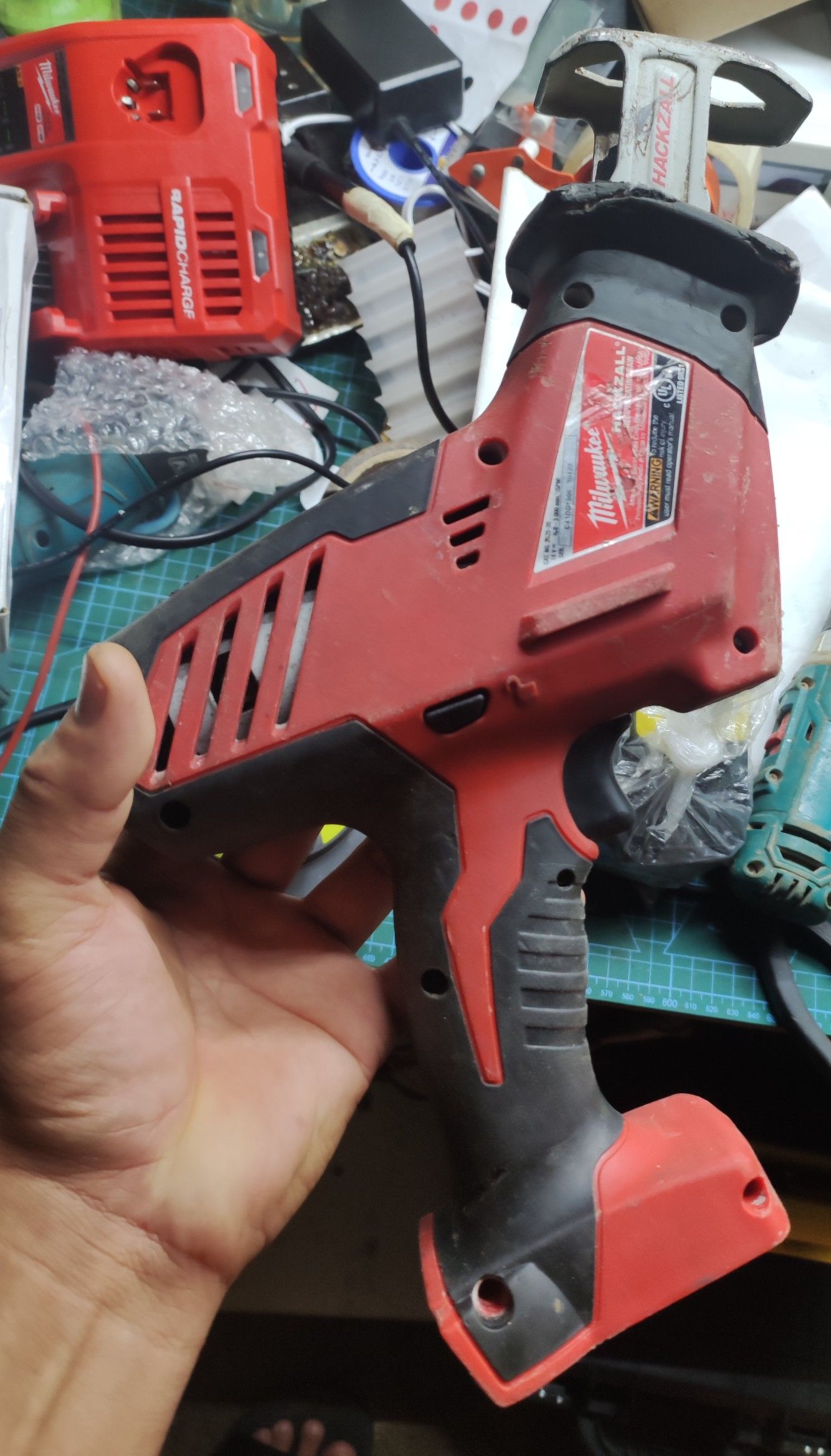 Cưa Kiếm Milwaukee 18V (Hàng Bãi Xịn)