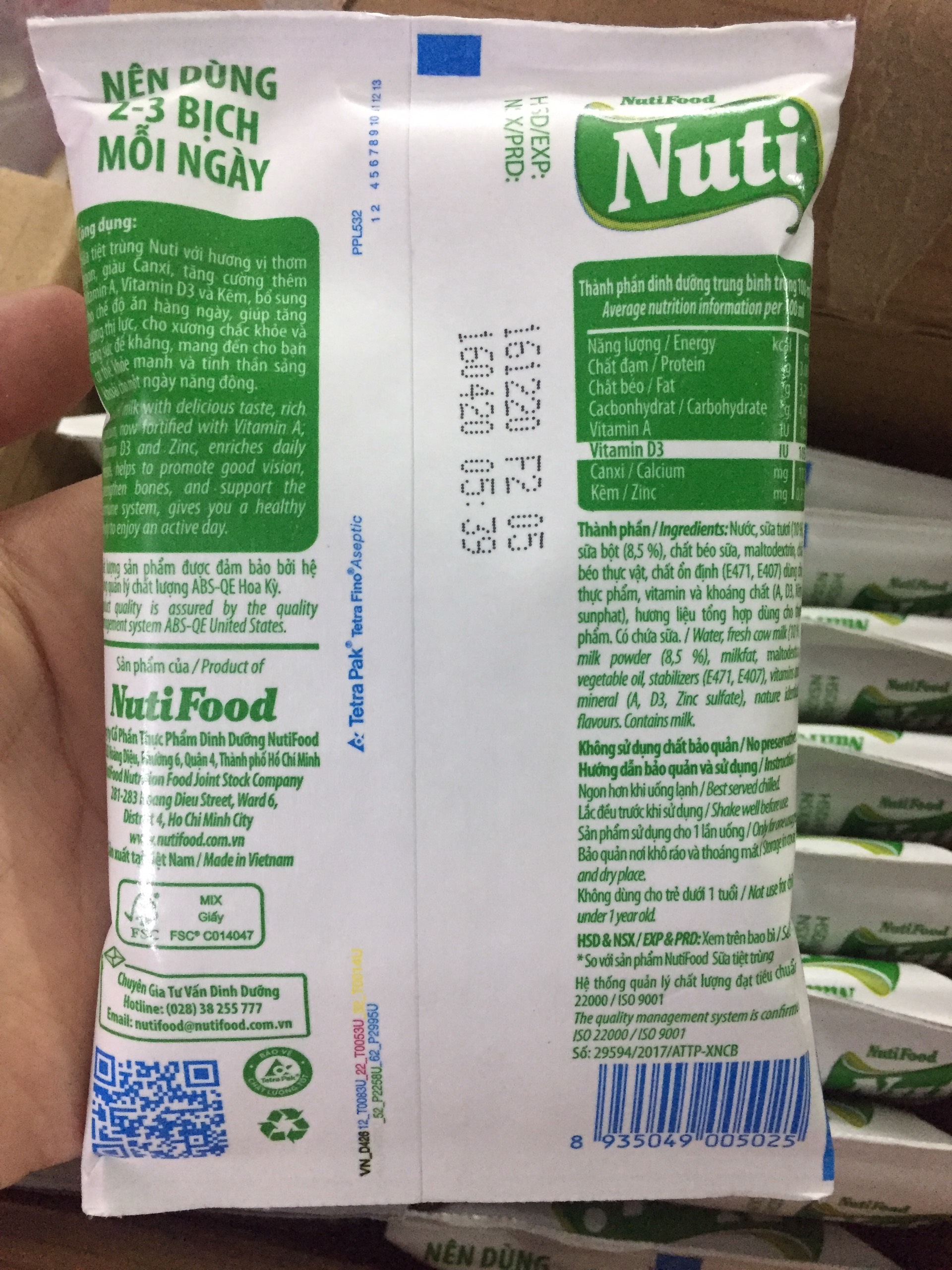 Sữa Túi Không Đường Nutifood 220ml - Combo 2 Gói