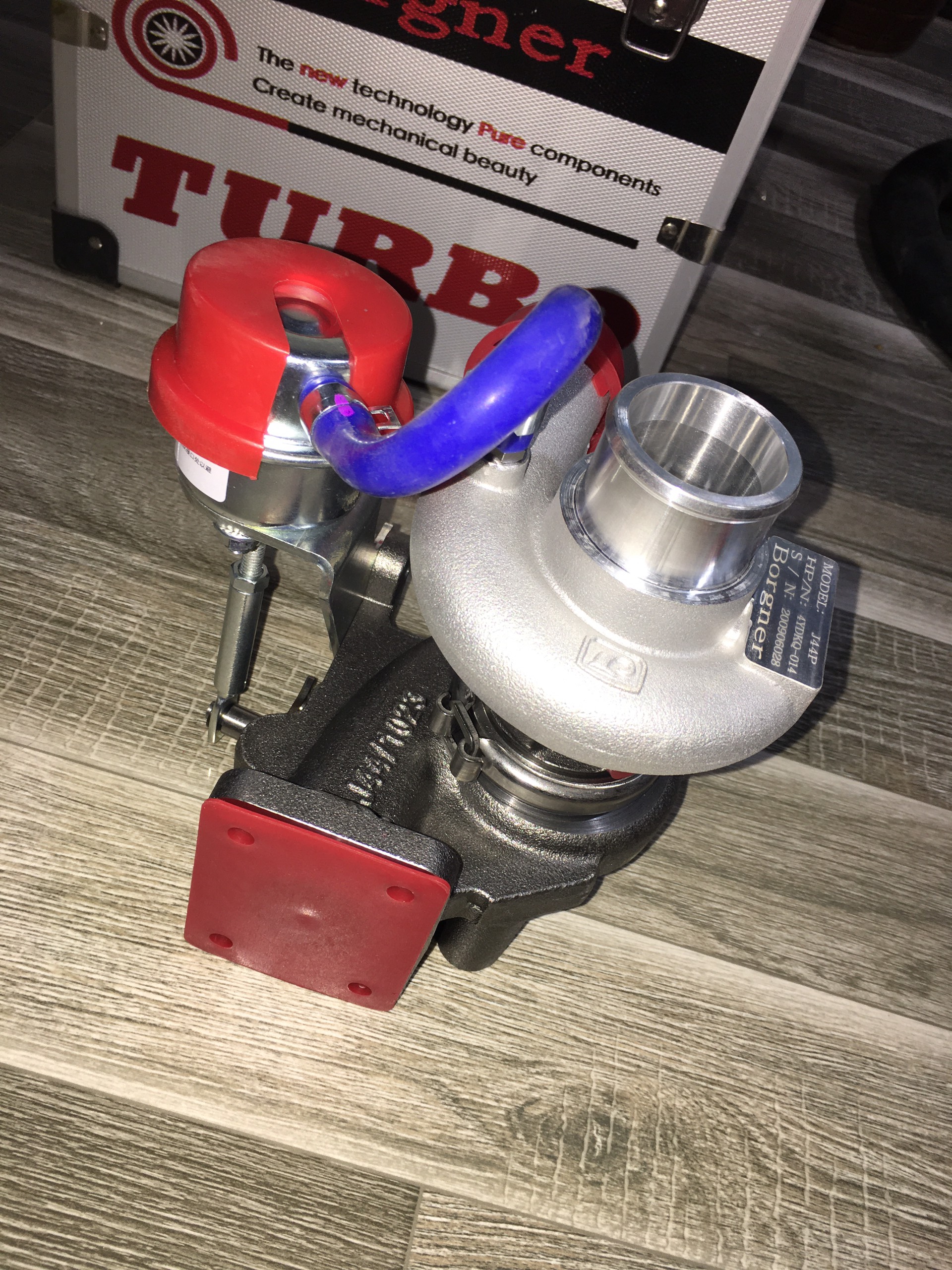 Tu bô 485 JP44p gỗ BORGNER