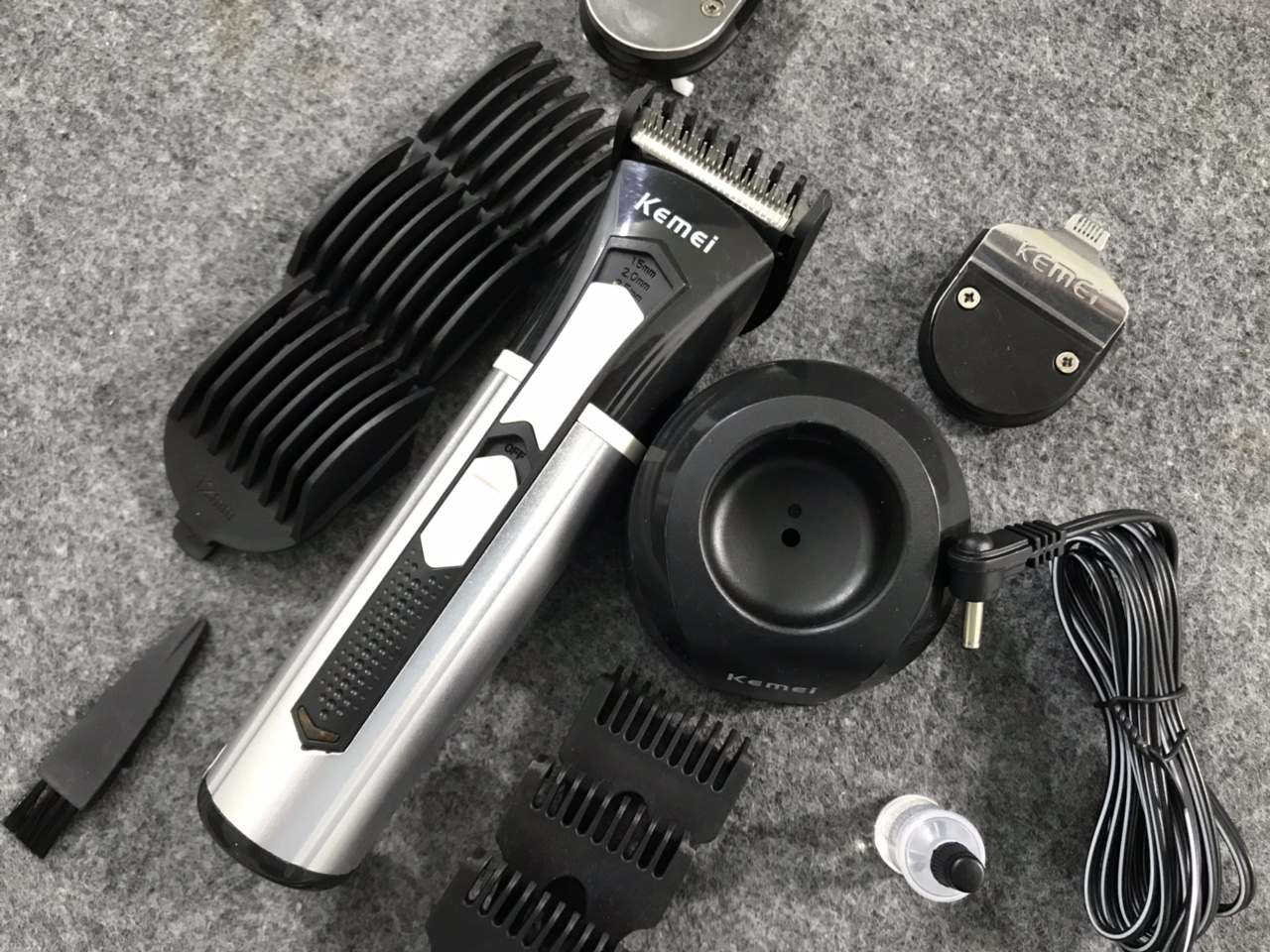 ​Tông Đơ Cắt Tóc Kemei Km-3007