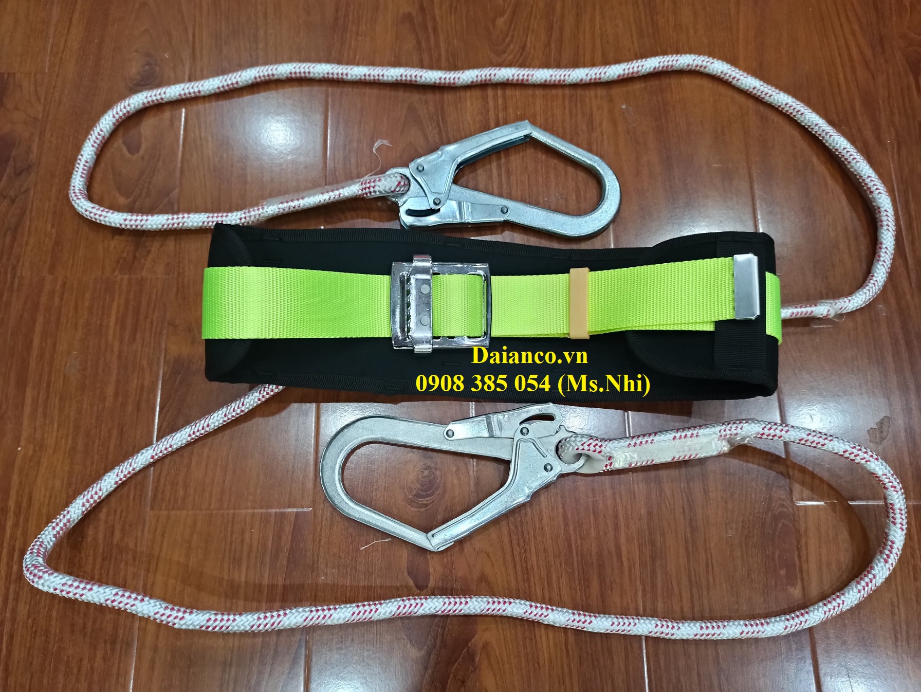 Dây đai nịt bụng 2 móc thép có miếng đệm ở dây nịt bụng (dây thừng)