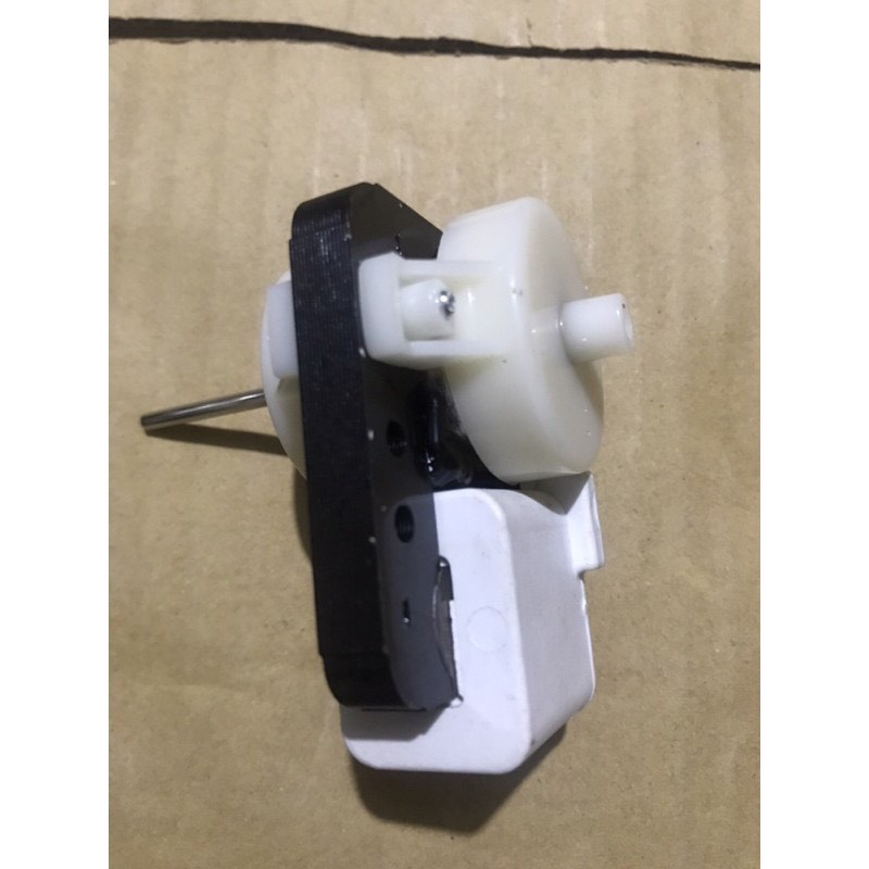 Quạt Tủ Lạnh 220V ( Mỏng -Loại Tốt )