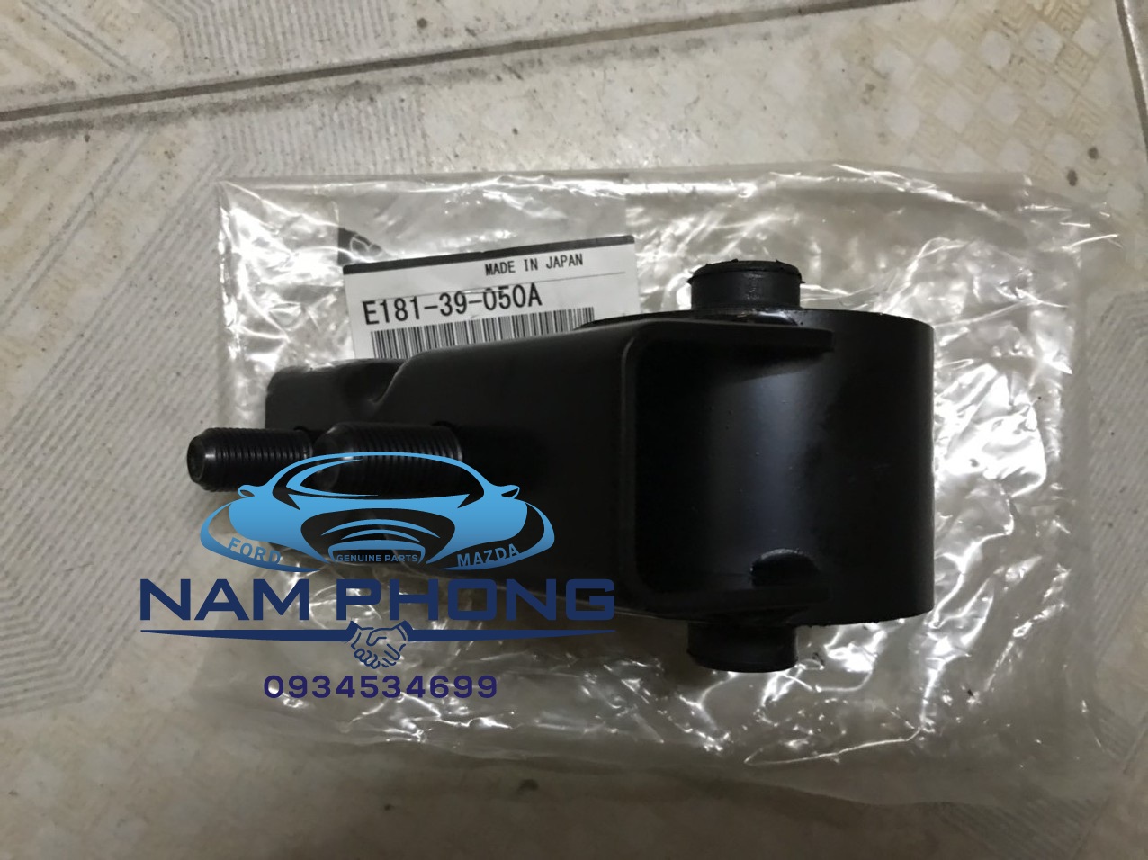 Chân máy trước escape 2.3 e18139050a