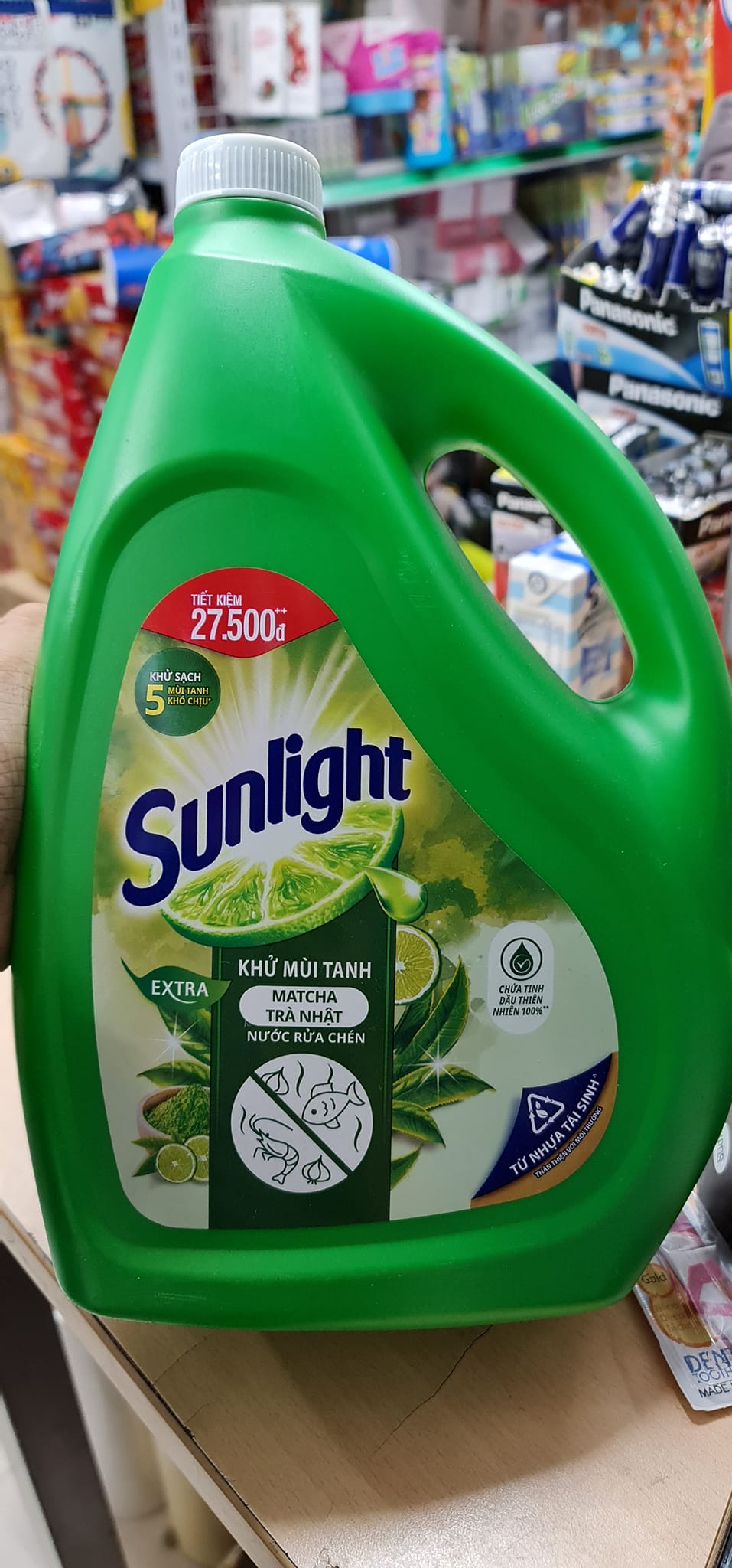 [HCM]Nước rửa chén sunlight trà xanh 3.8/3.6 kg ( mẫu mới)