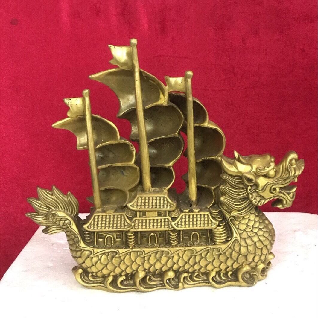 Thuyền buồm đầu rồng phong thuỷ chất liệu bằng đồng vàng MS128