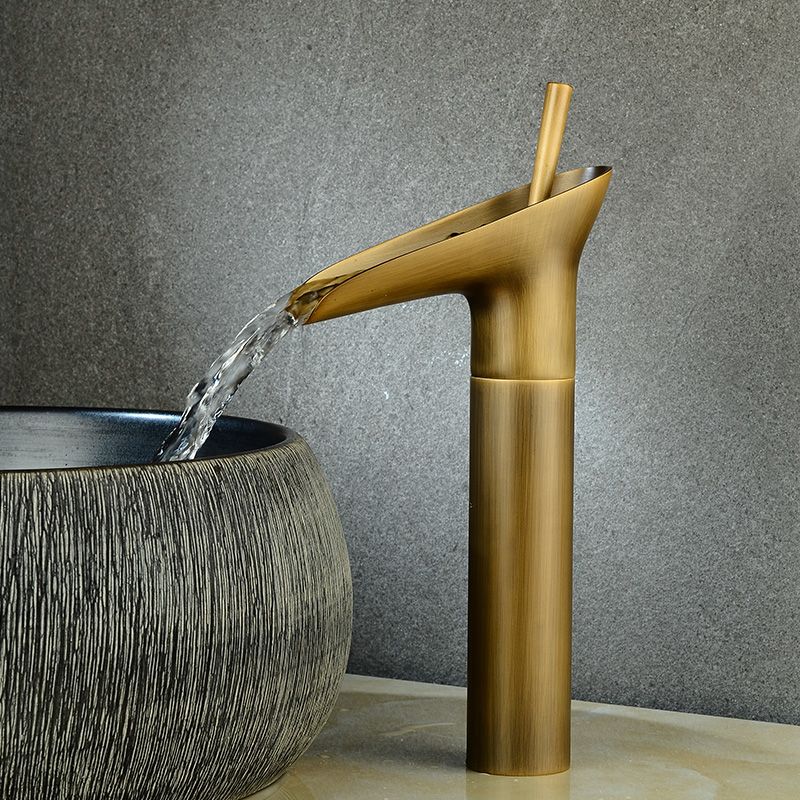 Vòi lavabo đồng thau, Vòi chậu rửa mặt, Vòi lavabo nóng lạnh thiết kế sang trọng cổ điển kèm 1 cặp dây cấp nước