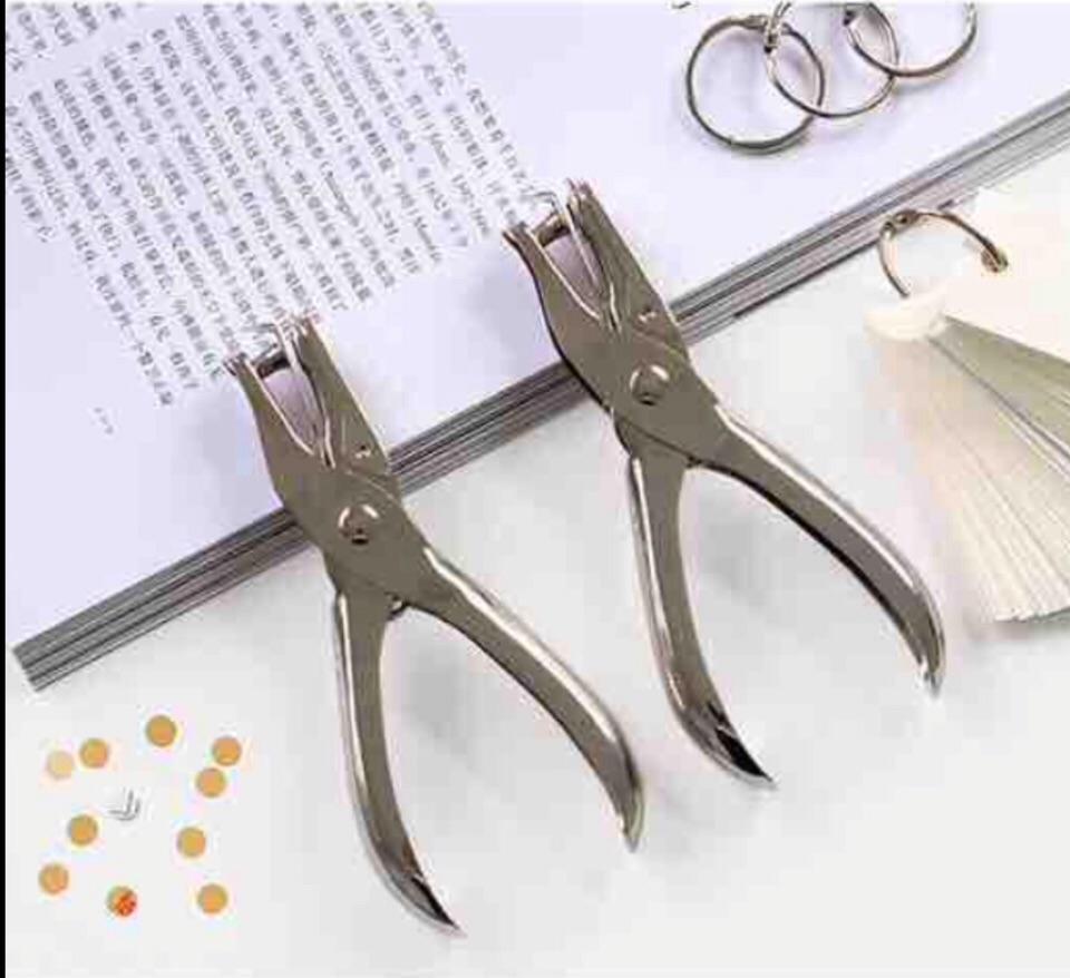 Kềm bấm lỗ giấy